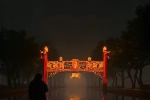 《春日慢递》封面:邮筒旁新开的浅粉花枝